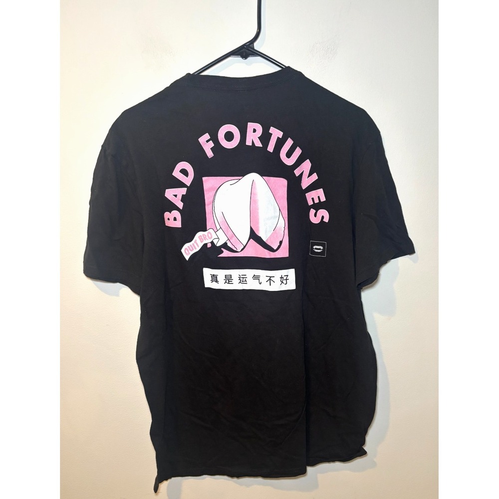 Chomp Size L Graphic T Shirt Streetwear